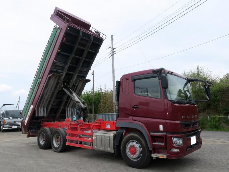 令和2年5月 三菱 大型 2PG-FV70HY ロングダンプの写真