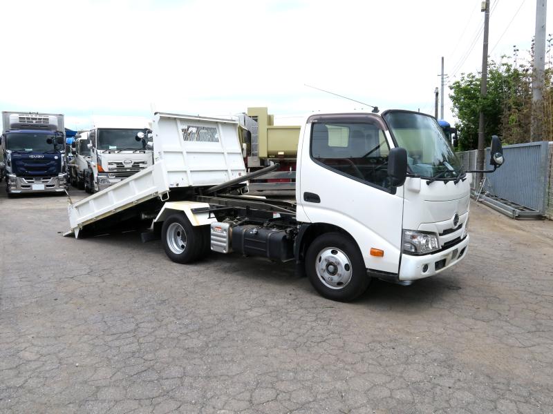 令和3年3月 日野 小型 2RG-XZU600T セーフティーダンプの写真