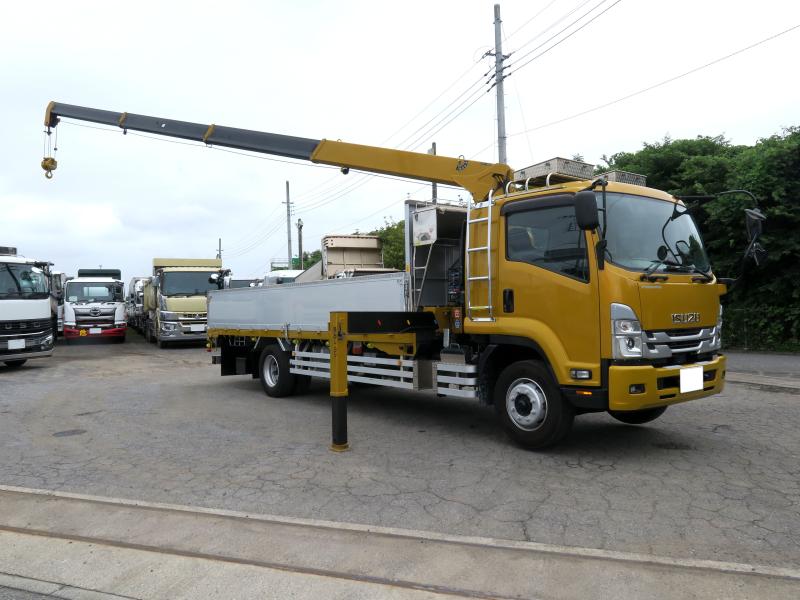 令和4年8月 いすゞ 増ﾄﾝ 2RG-FTR90U2 クレーンの写真