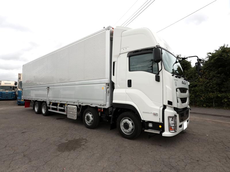 令和7年8月 いすゞ 大型 2PG-CYJ77D アルミウイングの写真